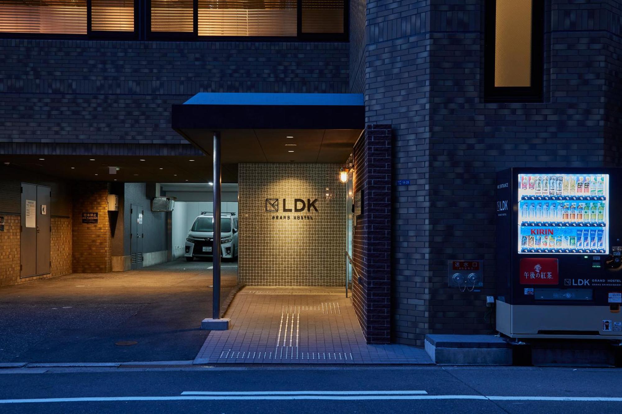 Grand Hostel Ldk Osaka Shinsaibashi - Former The Stay Osaka Shinsaibashi Buitenkant foto
