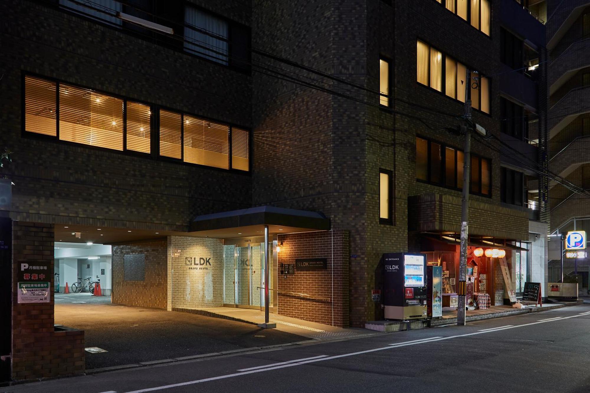 Grand Hostel Ldk Osaka Shinsaibashi - Former The Stay Osaka Shinsaibashi Buitenkant foto